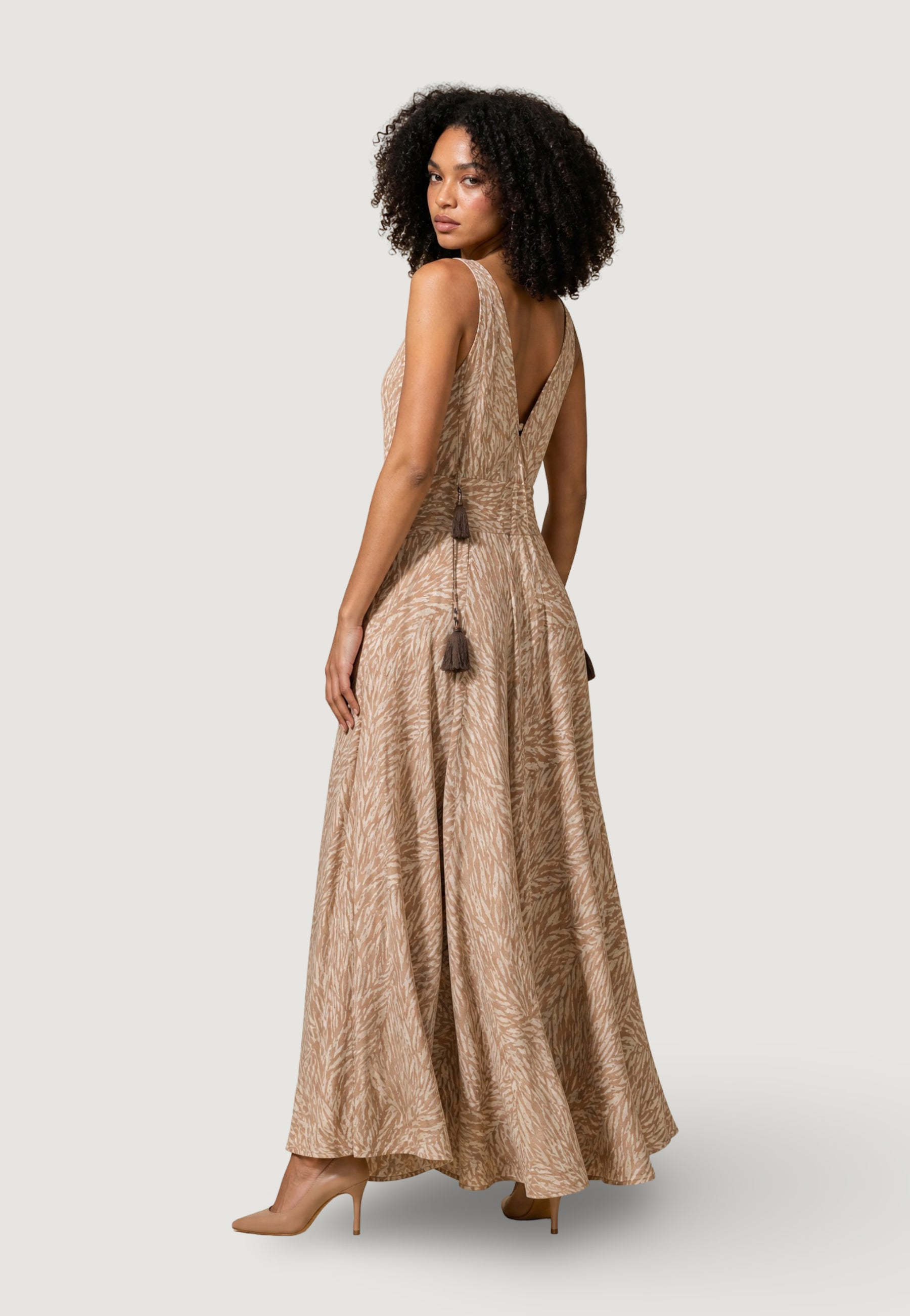 Vestito lungo Ayfee ABITO SCOLLO MARYLIN CON TASSEL