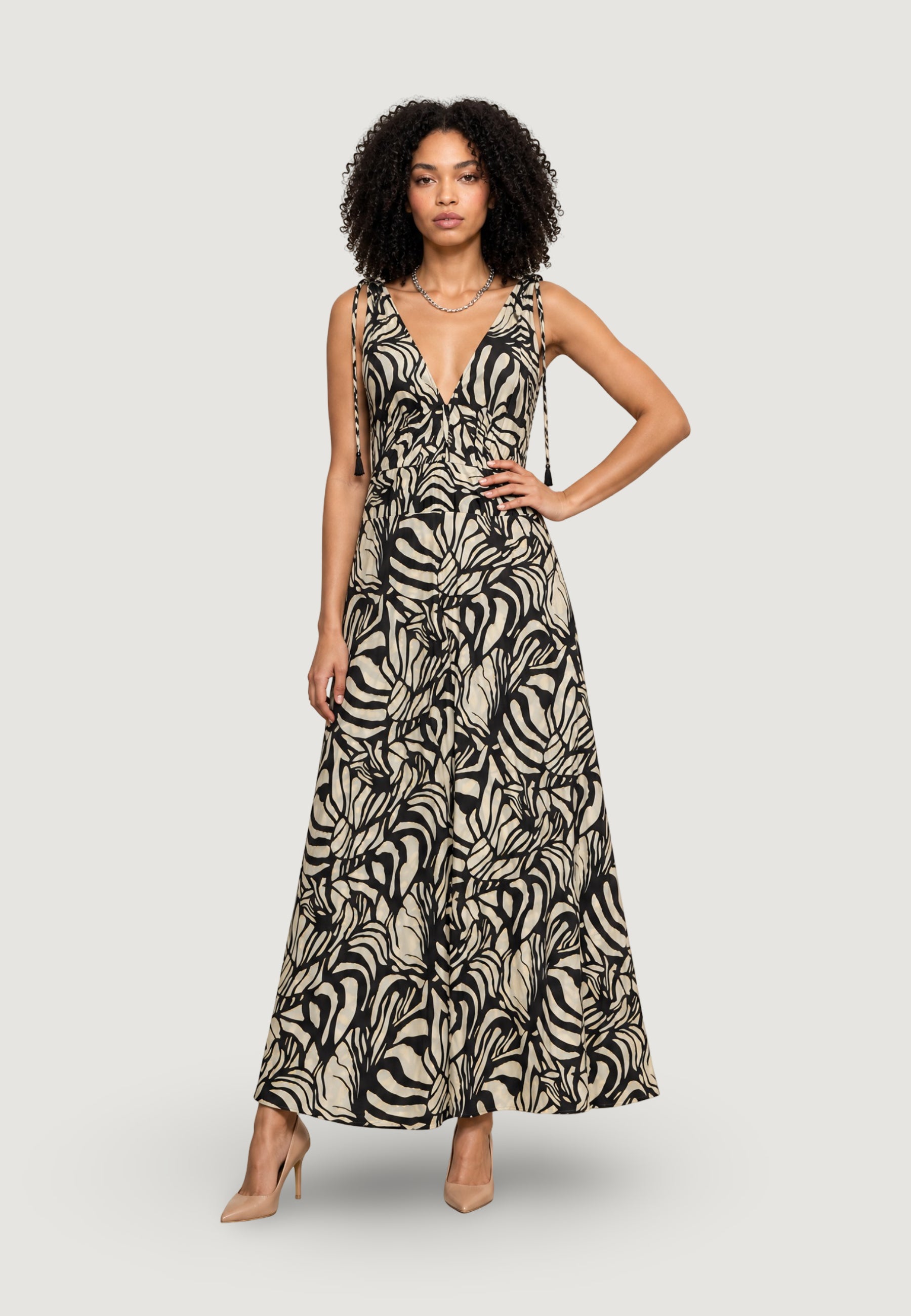 Vestito lungo Ayfee ABITO SCOLLO MARYLIN CON TASSEL