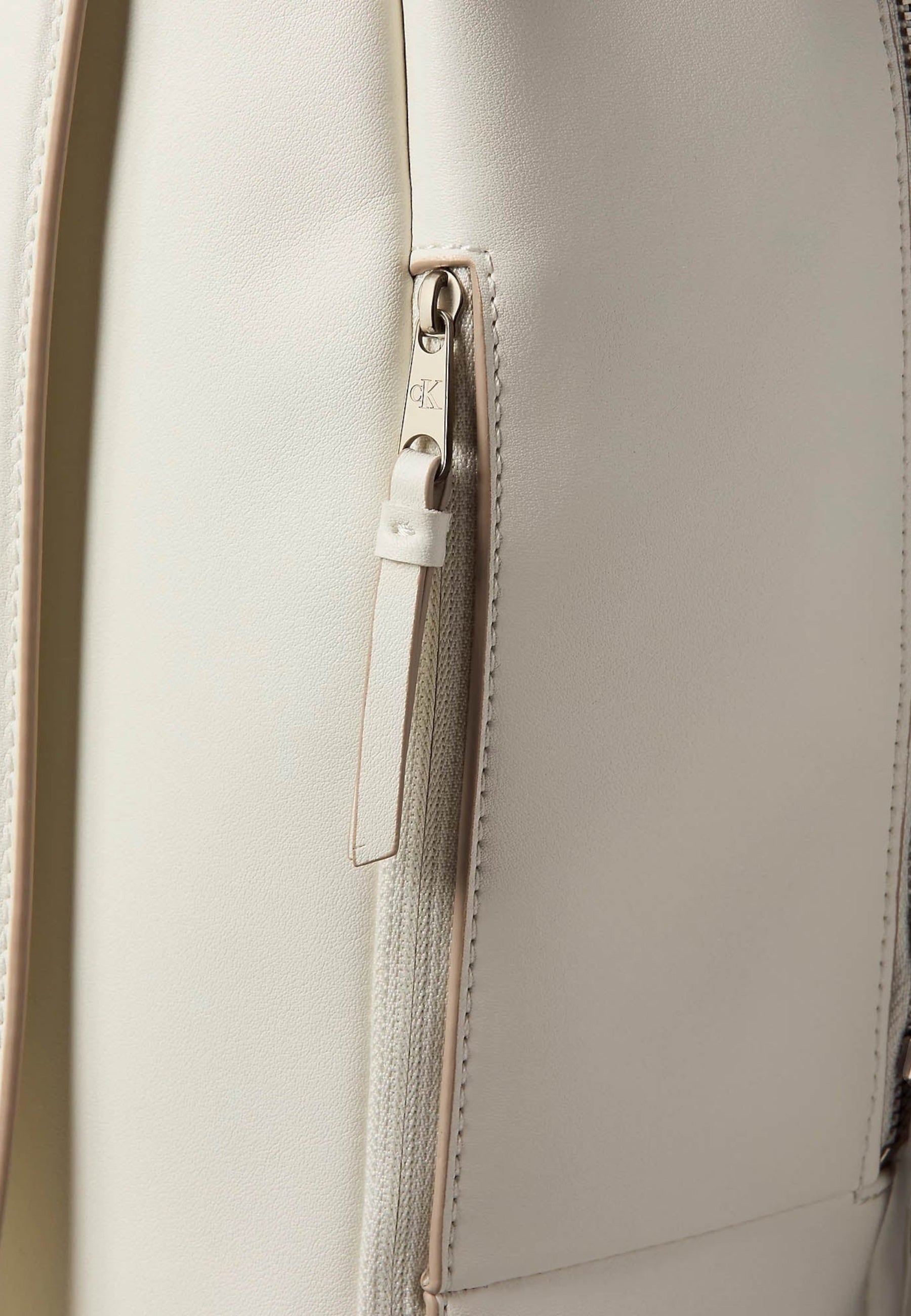 Backpack Calvin Klein SCLPTD IMPRSSSN SLM