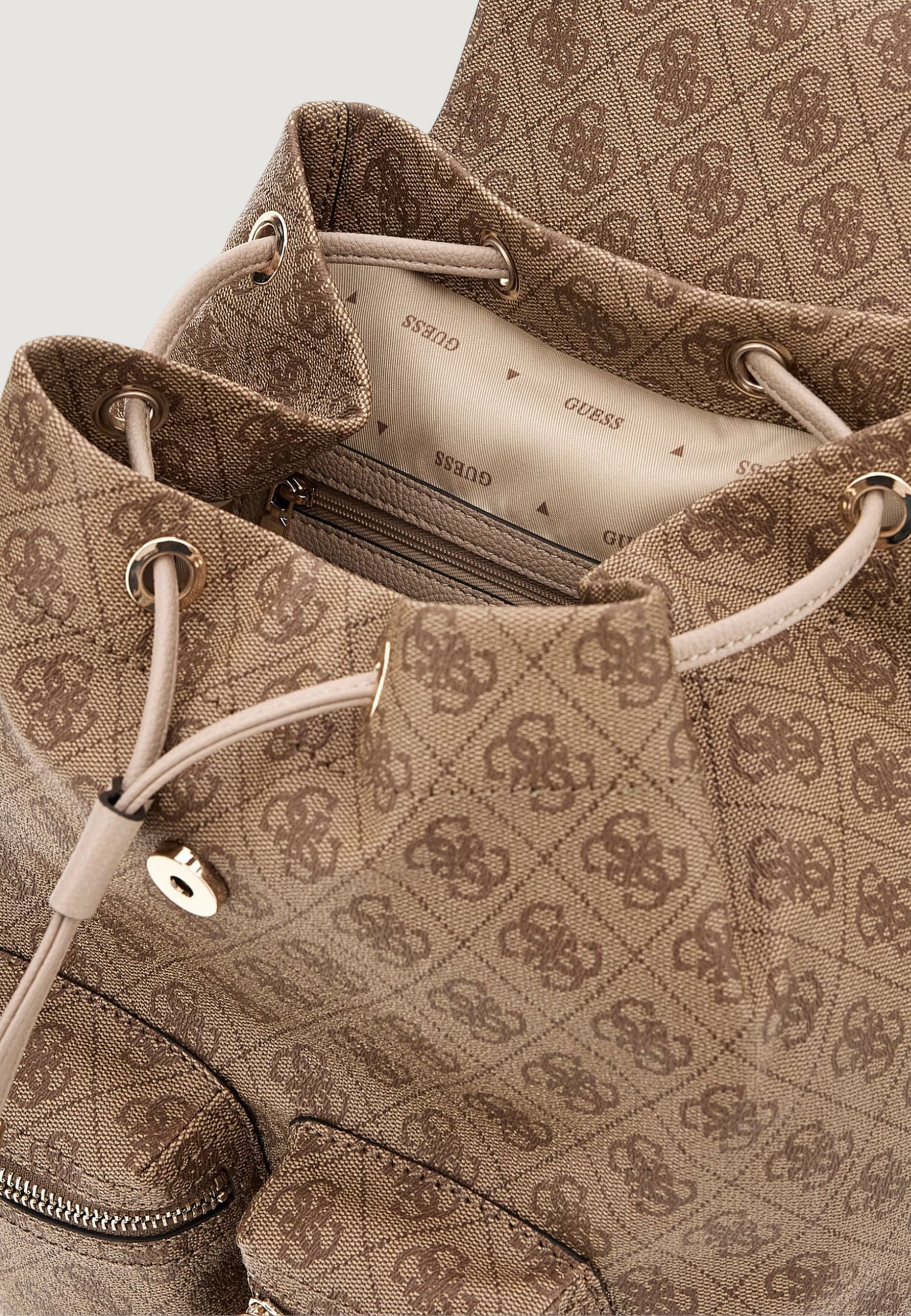 Zaino Guess MANHATTAN II FLAP BACKPACK