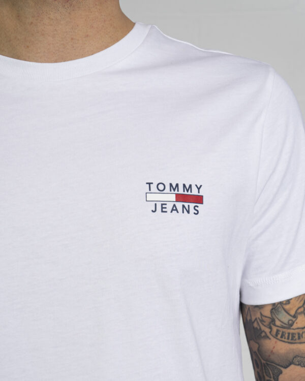 T-shirt Tommy Hilfiger Jeans CHEST LOGO Bianco - Foto 4