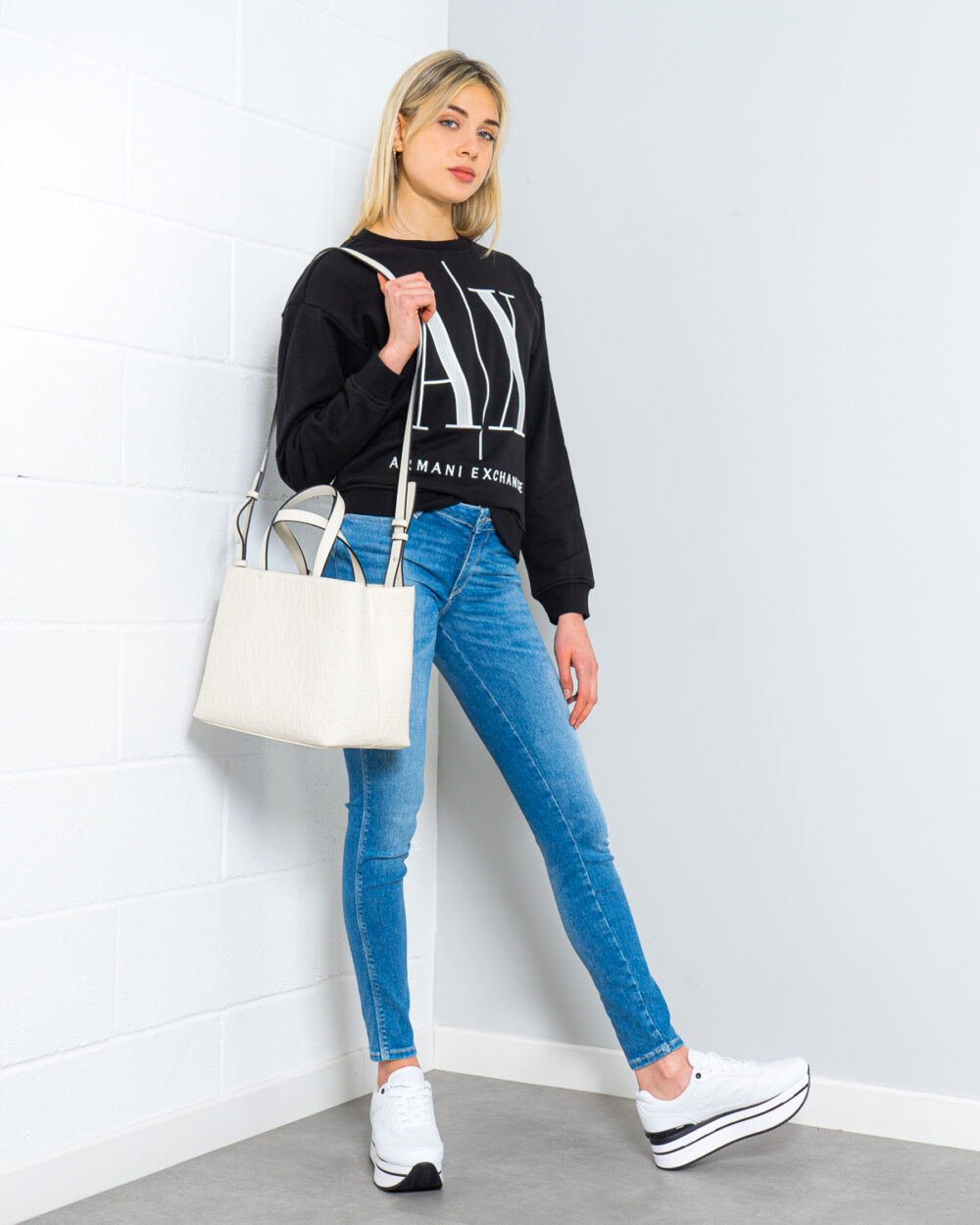 OUTFIT DONNA SLIM JEANS #9345 - Foto 1