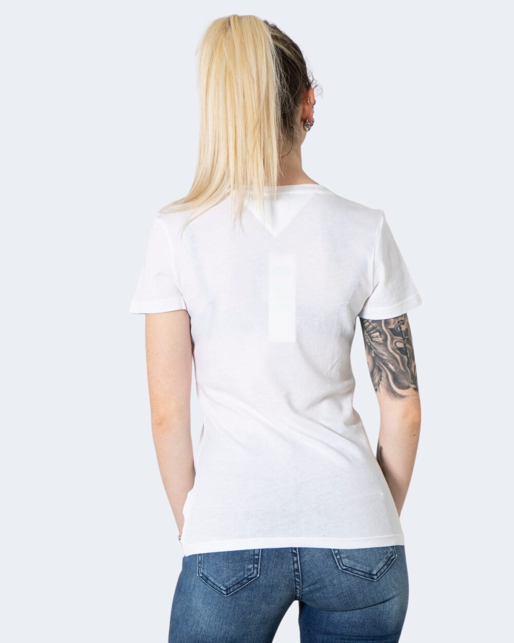T-shirt Tommy Hilfiger Jeans SKINNY SCRIPT Bianco - Foto 4