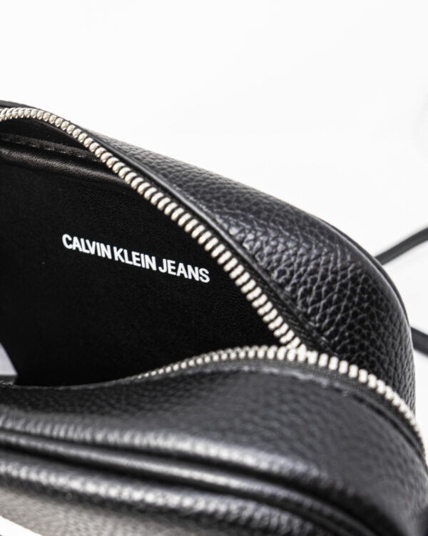 Borsa Calvin Klein Jeans CAMERA BAG Nero - Foto 3