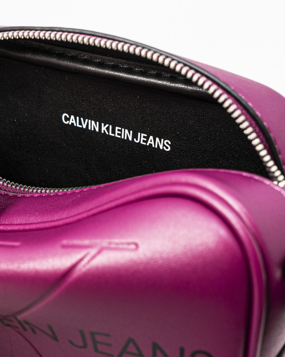 Borsa Calvin Klein Jeans CAMERA BAG Vinaccia - Foto 3