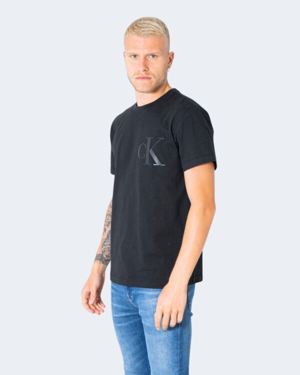 T-shirt Calvin Klein Jeans LEATHER MONOGRAM Nero - Foto 3
