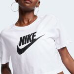 T-shirt Nike Sportswear Essential Bianco - Foto 2