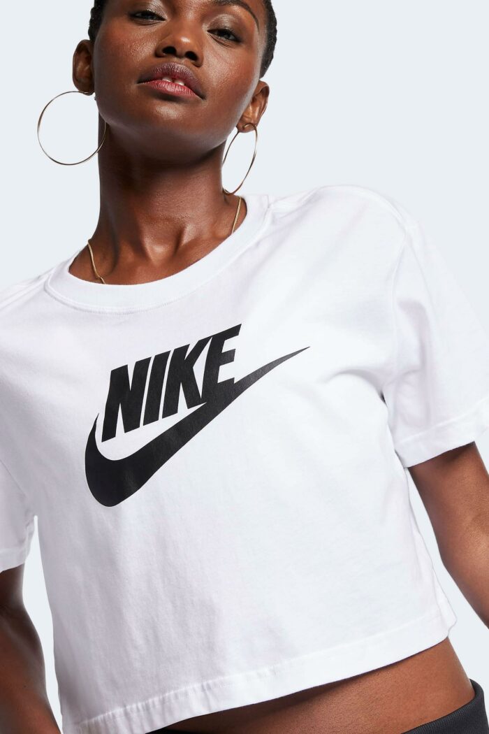 T-shirt Nike Sportswear Essential Bianco – 81564