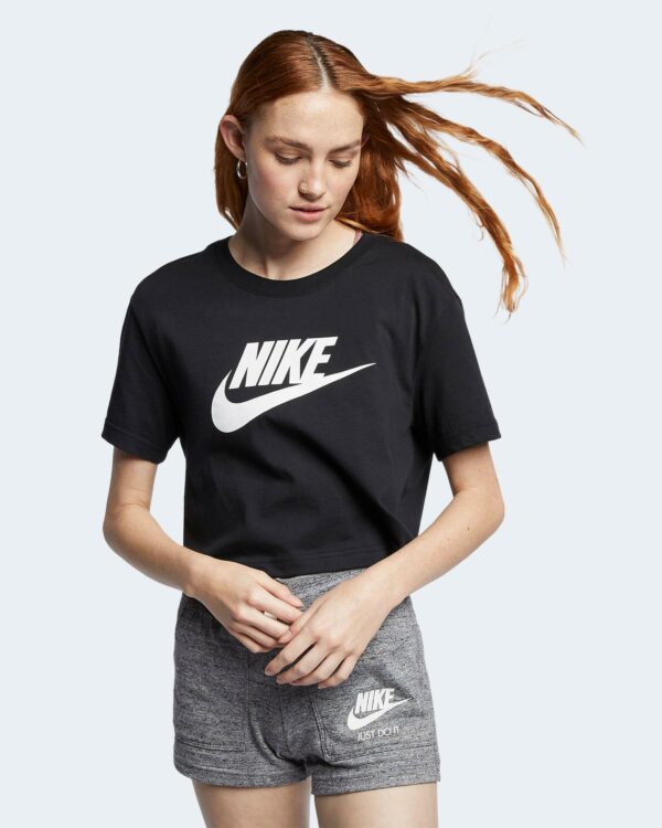 T-shirt Nike Sportswear Essential Nero - Foto 1