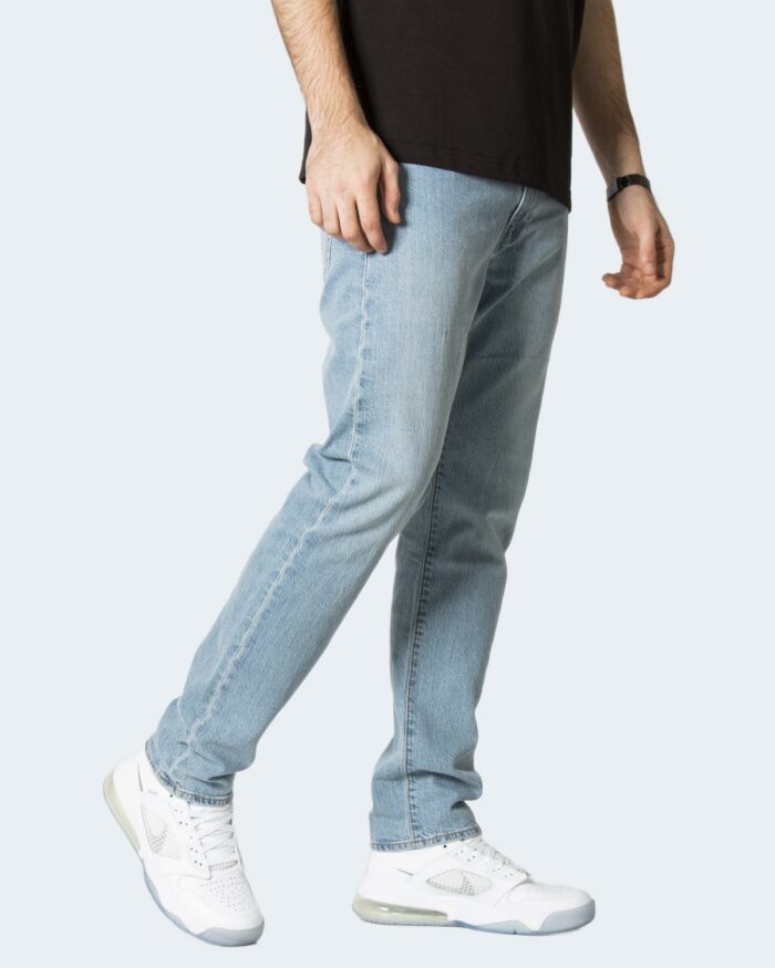Jeans Levi’s® 502 taper easy light Denim chiaro – 80466