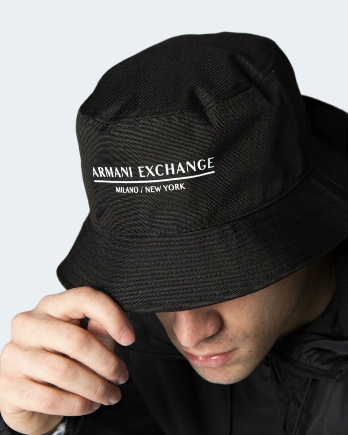 Cappello con visiera Armani Exchange CLOCHE HAT 954700 2R125 Nero – 81687