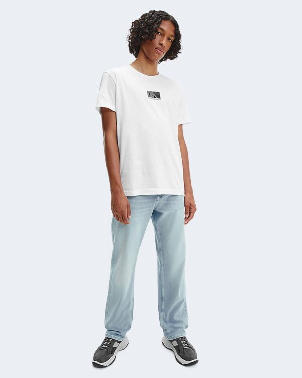 T-shirt Calvin Klein Jeans SMALL CENTER BOX TEE J30J319712 Bianco - Foto 3