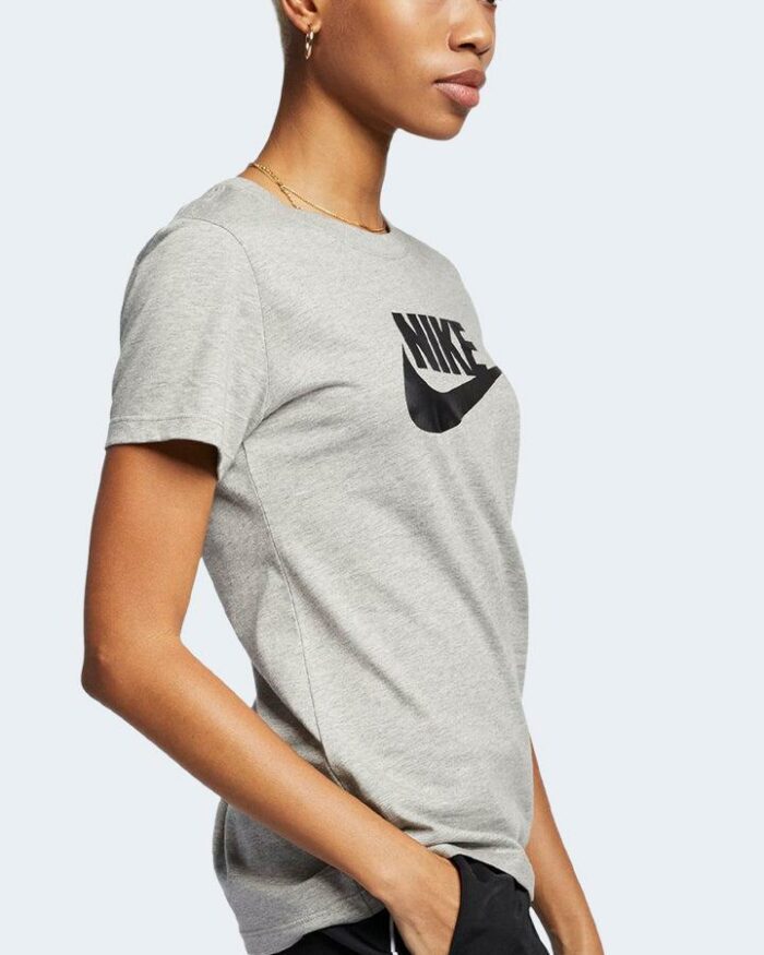T-shirt Nike W NSW TEE ESSNTL ICON FUTURA Grigio – 85407