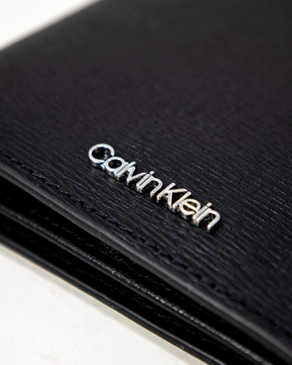 Portafoglio con portamonete Calvin Klein MINIMALISM TRIFOLD CC W/COIN Nero - Foto 3