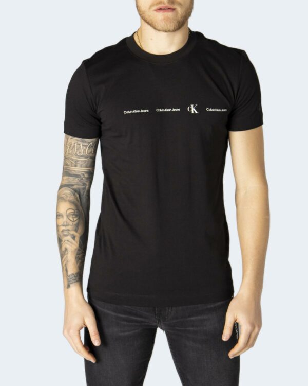 T-shirt Calvin Klein Jeans REPEAT LOGO TEE Nero - Foto 1