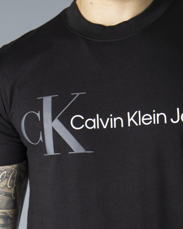 T-shirt Calvin Klein Jeans URBAN CK GRAPHIC TEE Nero - Foto 2