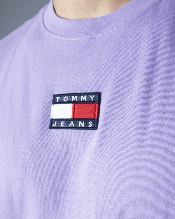 T-shirt Tommy Hilfiger Jeans TJM TOMMY BADGE TEE DM0DM10925 Viola - Foto 2