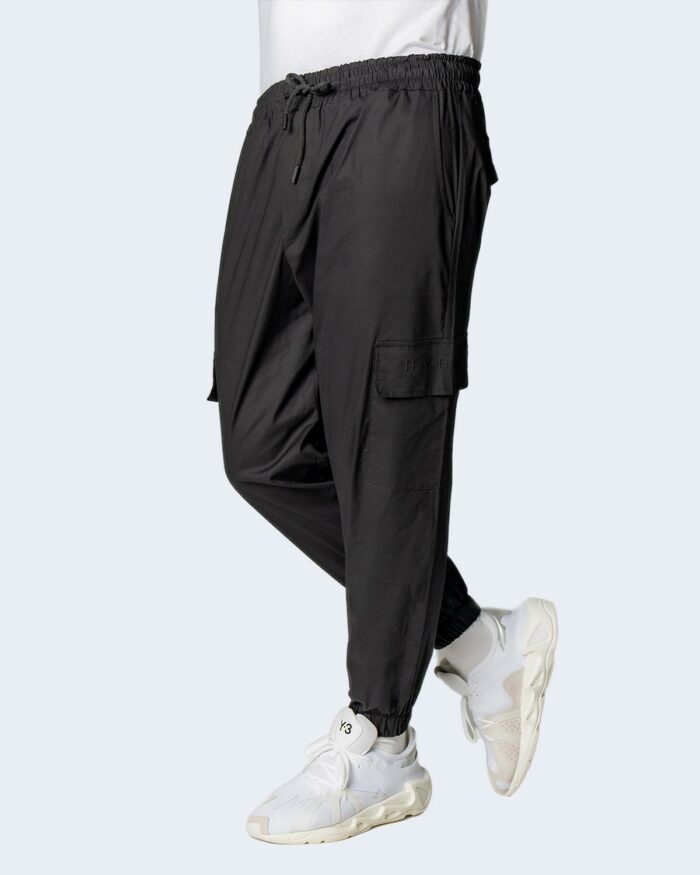 Pantaloni con cavallo basso Hydra Clothing CARGO Nero – 88411