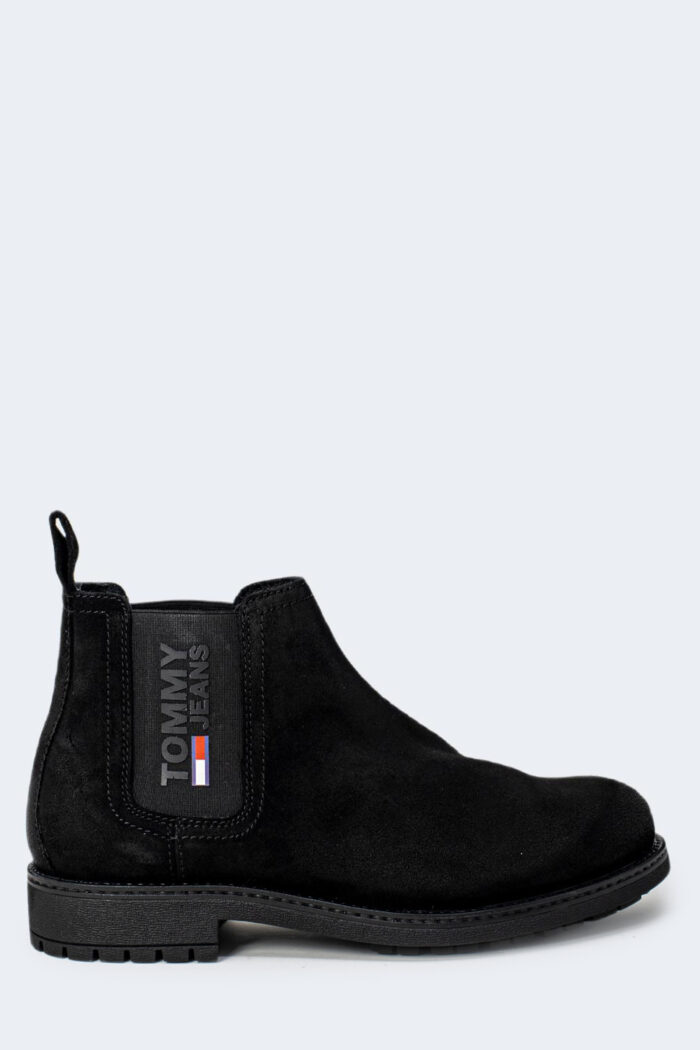 Stivaletti Tommy Hilfiger CLASSIC TOMMY JEANS CHELSEA BOOT Nero – 86350