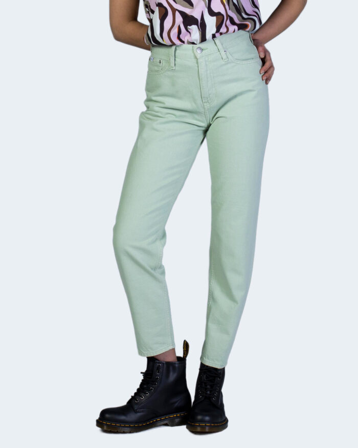 Jeans slim Calvin Klein MOM JEAN PISTACCHIO – 80912