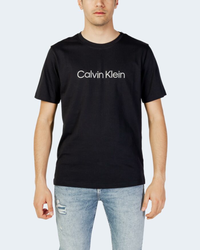 T-shirt Calvin Klein Performance PW – S/S T-Shirt 00GMS2K107 Nero – 80940