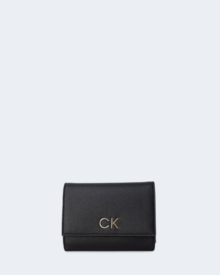 Portafoglio piccolo Calvin Klein RE-LOCK TRIFOLD MD K60K608994 Nero – 90583