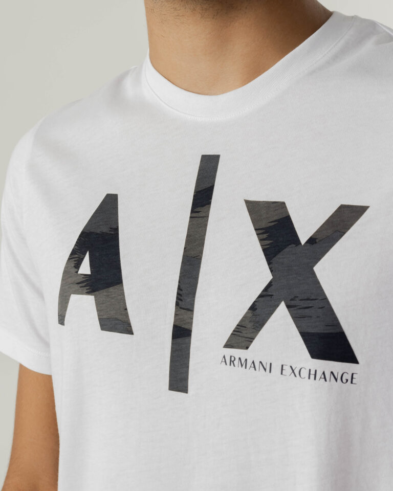 T-shirt Armani Exchange LOGO RILIEVO Bianco - Foto 2