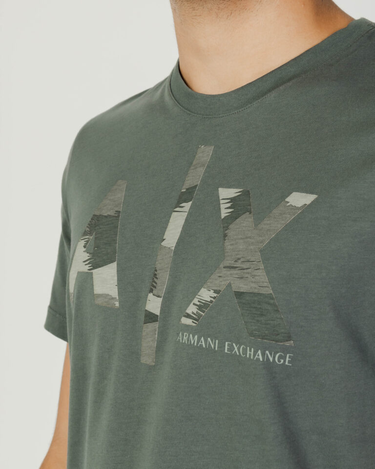 T-shirt Armani Exchange LOGO RILIEVO Verde Oliva - Foto 2