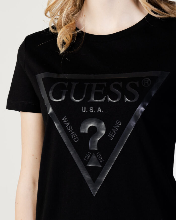 T-shirt Guess Active ADELE SS CN TEE Nero – 90927