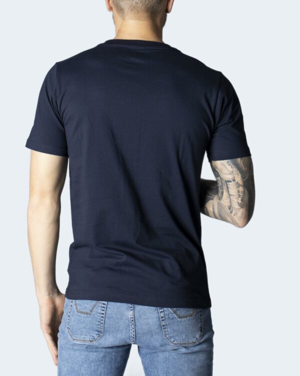 T-shirt New Balance ESSENTIALS STACKED LOGO Blu - Foto 3