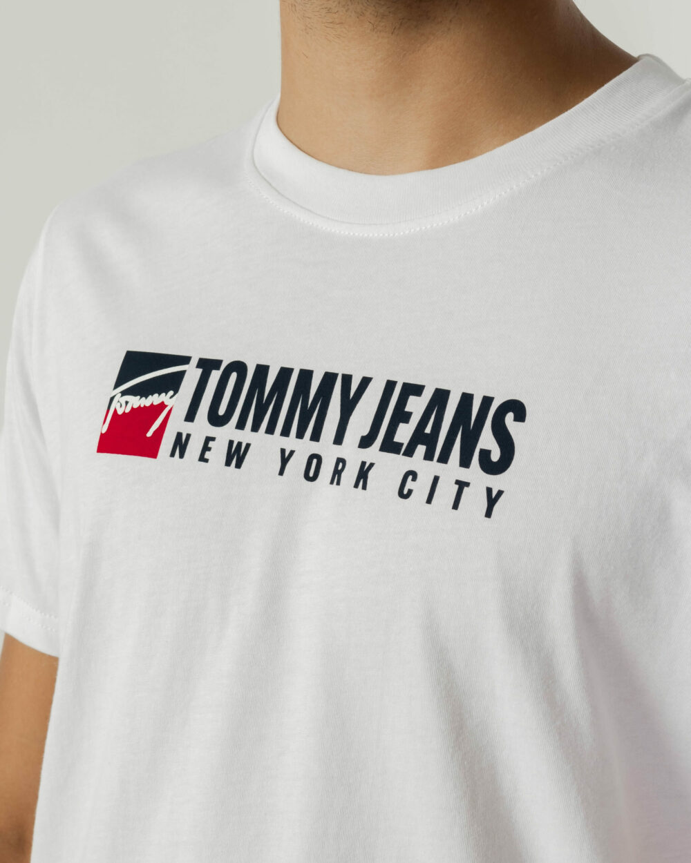 T-shirt Tommy Hilfiger Jeans TJM ENTRY ATHLETICS Bianco - Foto 2