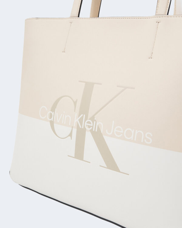 Borsa Calvin Klein Jeans SCULPTED SHOPPER29 HERO Beige - Foto 2