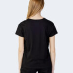 T-shirt Armani Exchange LOGO BORCHIE Nero - Oro - Foto 3