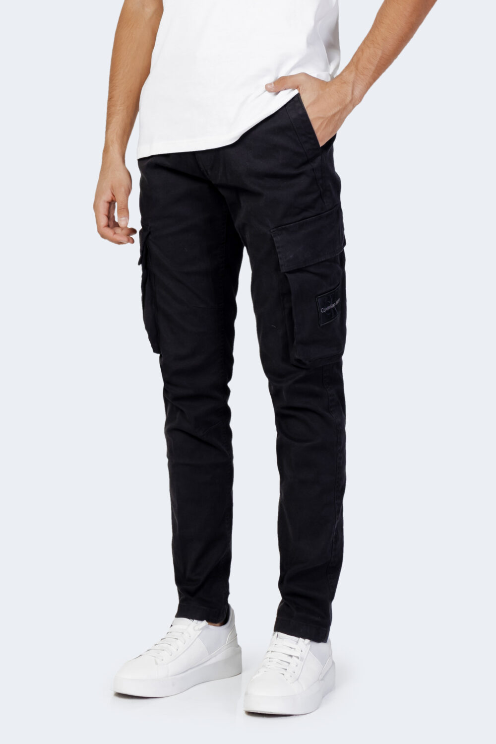 Pantaloni skinny Calvin Klein Jeans SKINNY WASHED CARGO Nero - Foto 1