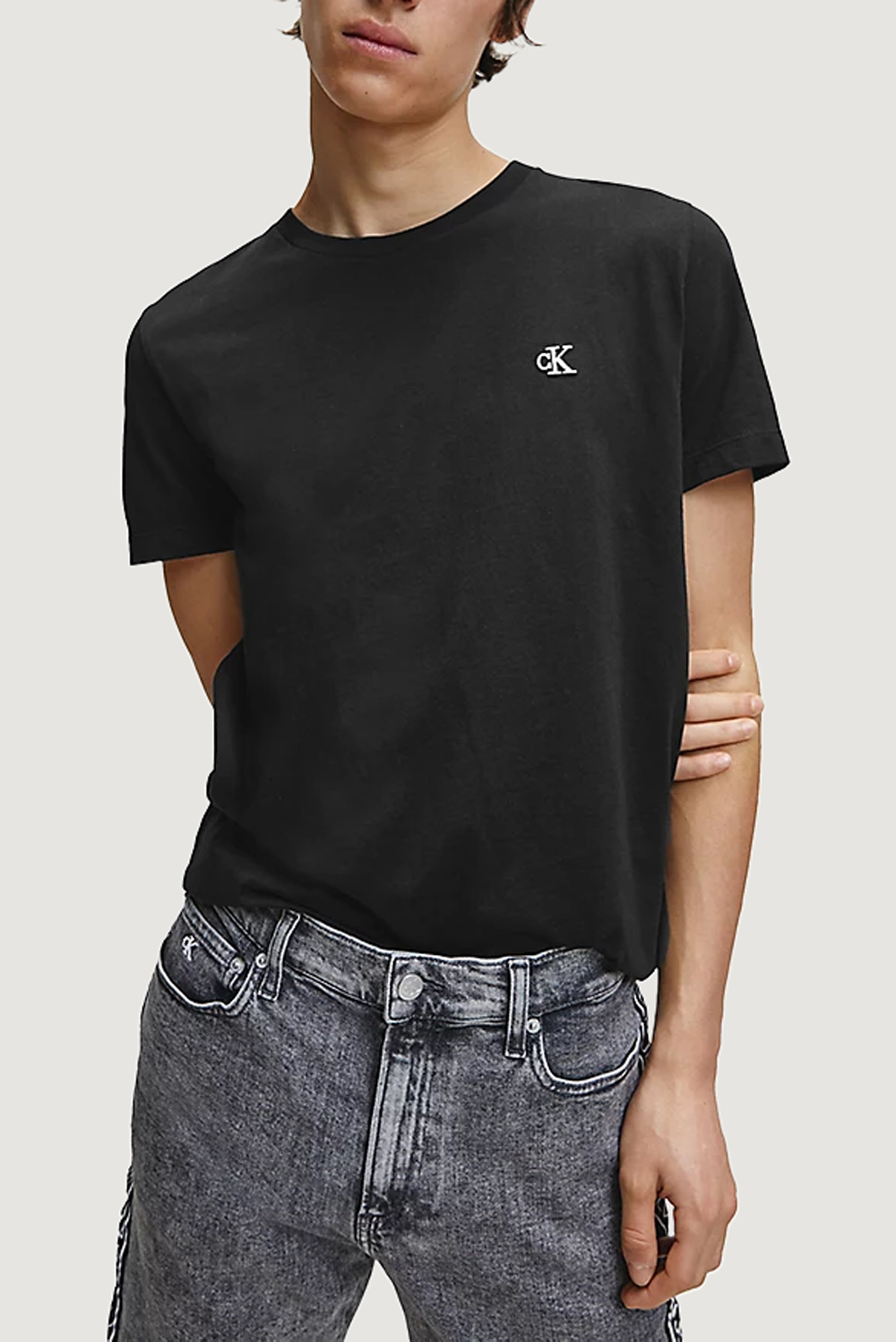 T-shirt Calvin Klein Jeans ESSENTIAL SLIM TEE Nero - Foto 1