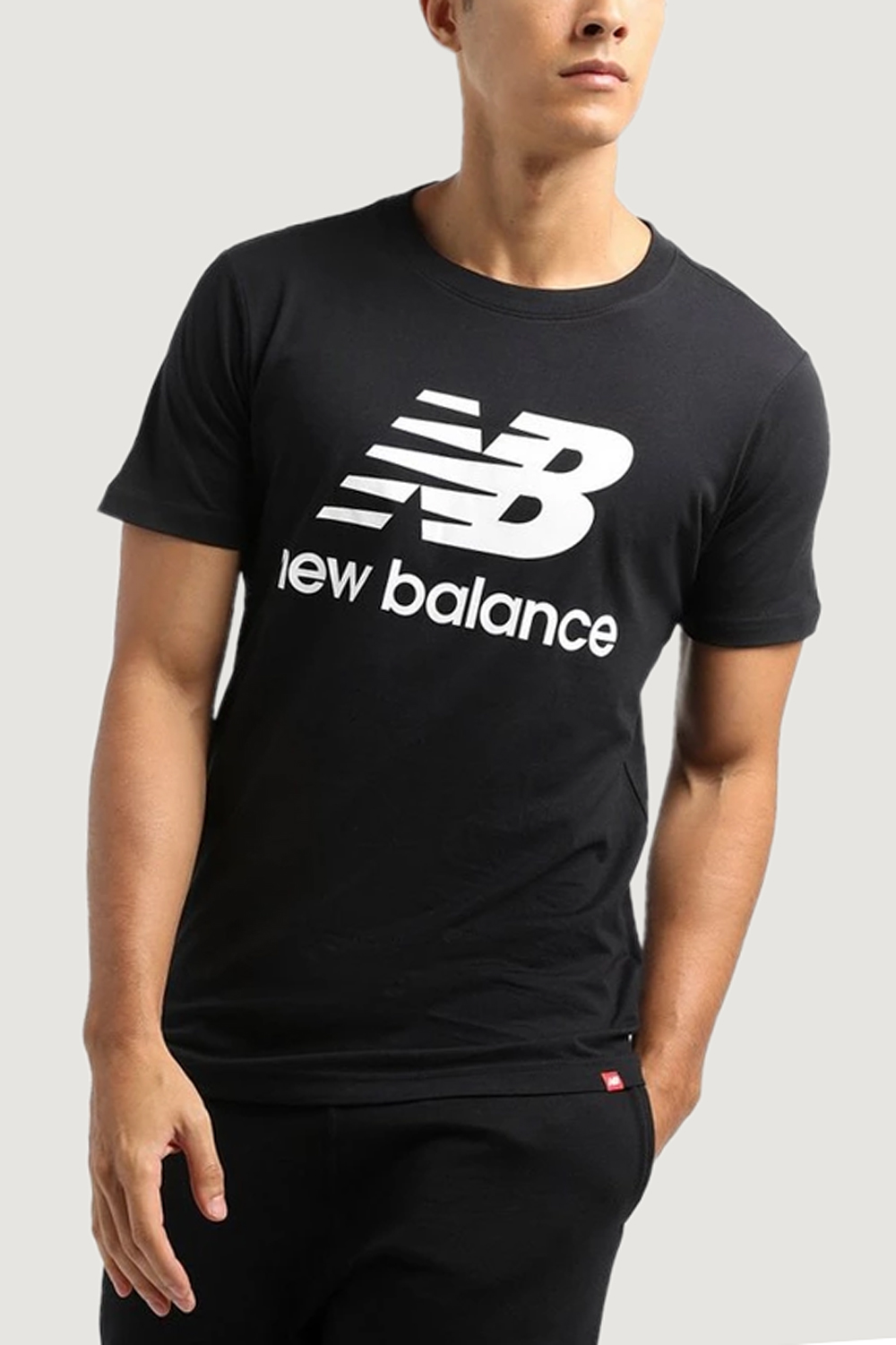 T-shirt New Balance ESSENTIALS STACKED LOGO Nero - Foto 1