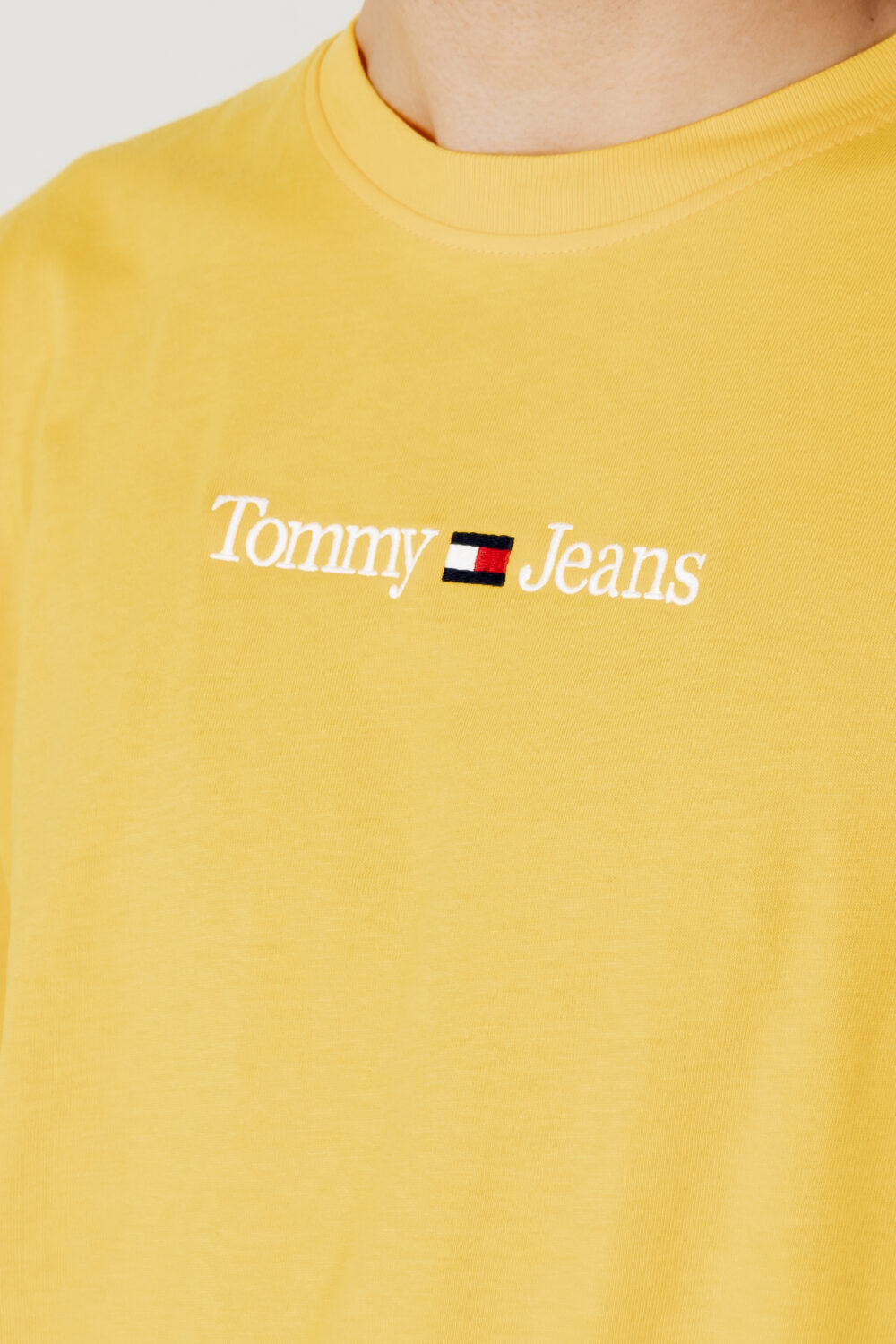 T-shirt Tommy Hilfiger Jeans TJM CLASSIC LINEAR L Giallo - Foto 2