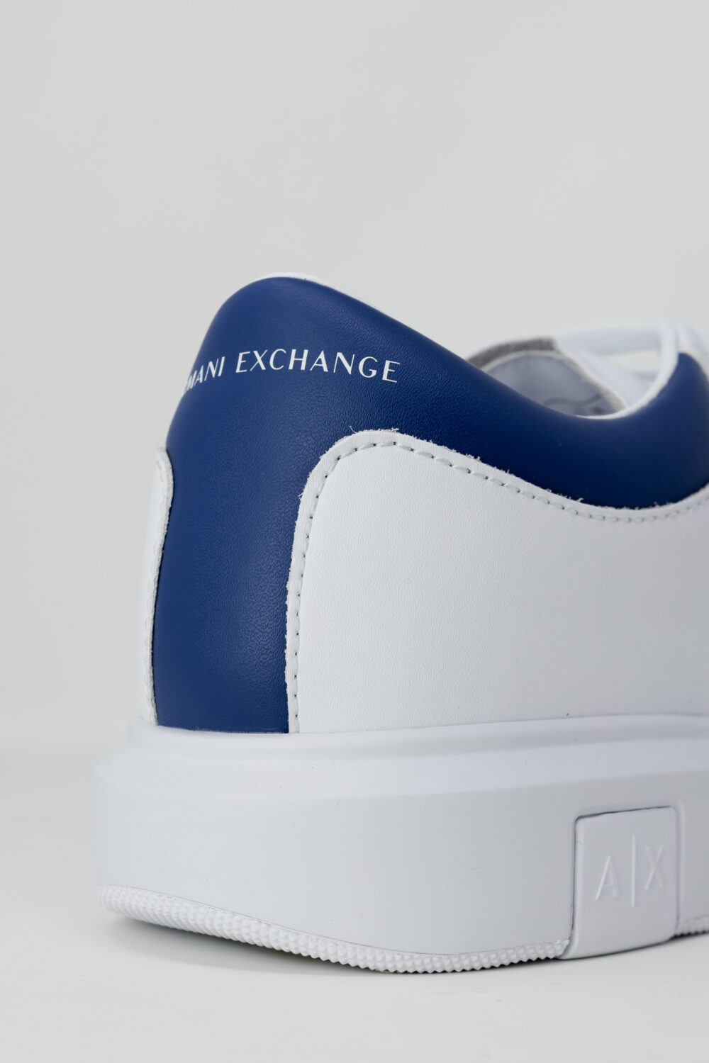 Sneakers Armani Exchange TINTA UNITA Blu marine - Foto 5
