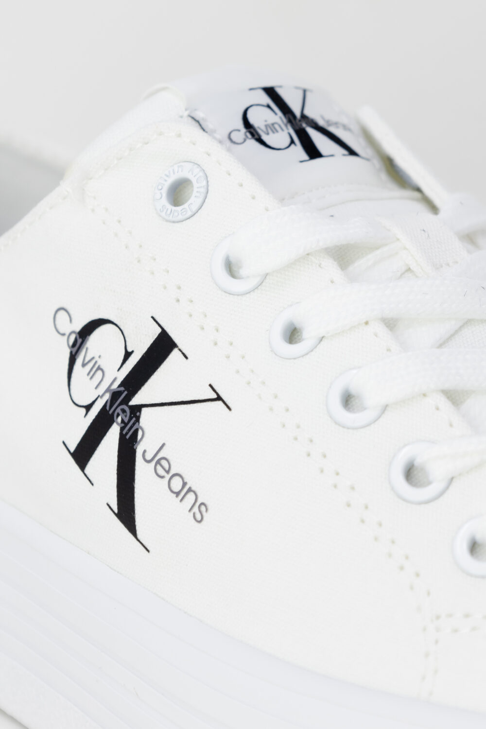 Sneakers Calvin Klein Jeans VULC FLATFORM ESSENT Bianco - Foto 2