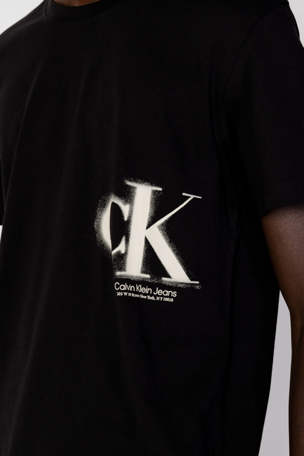 T-shirt Calvin Klein Jeans CK SPRAY TEE Nero - Foto 2