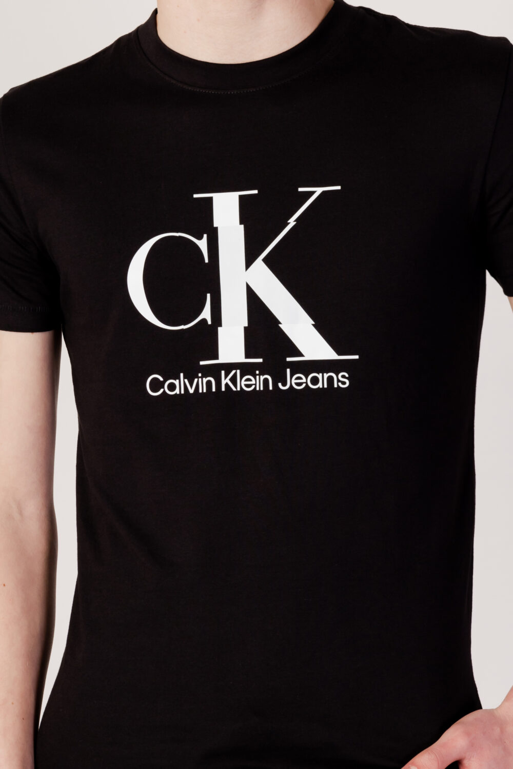 T-shirt Calvin Klein Jeans DISRUPTED MONOLOGO T Nero - Foto 2