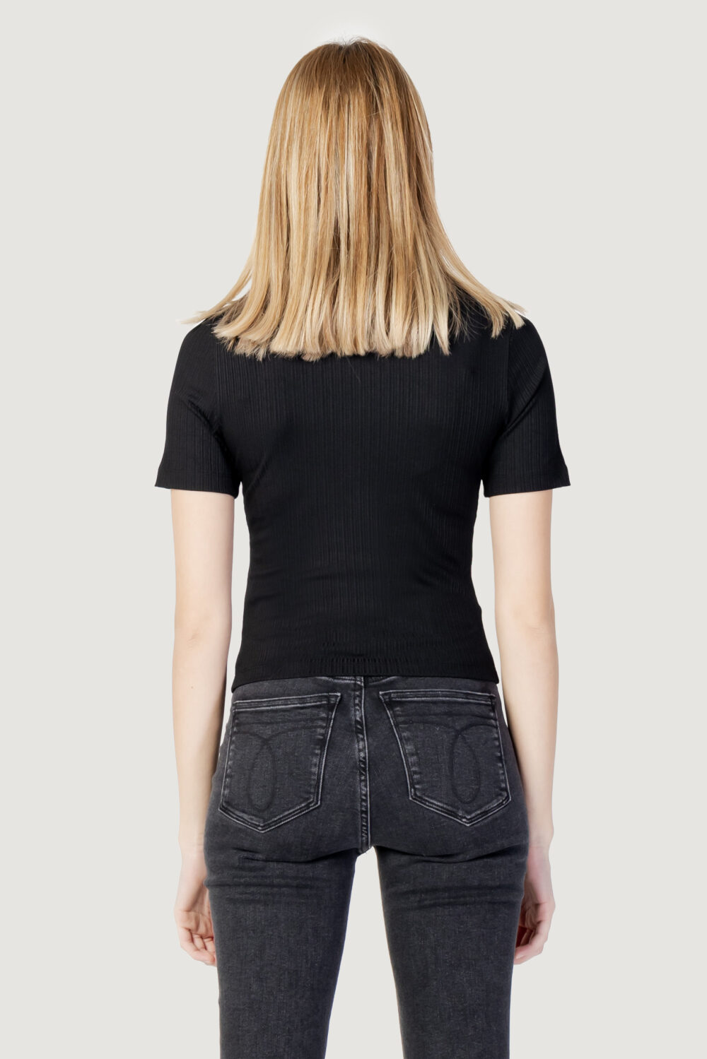T-shirt Calvin Klein Jeans SHINY RIB HIGH NECK Nero - Foto 4