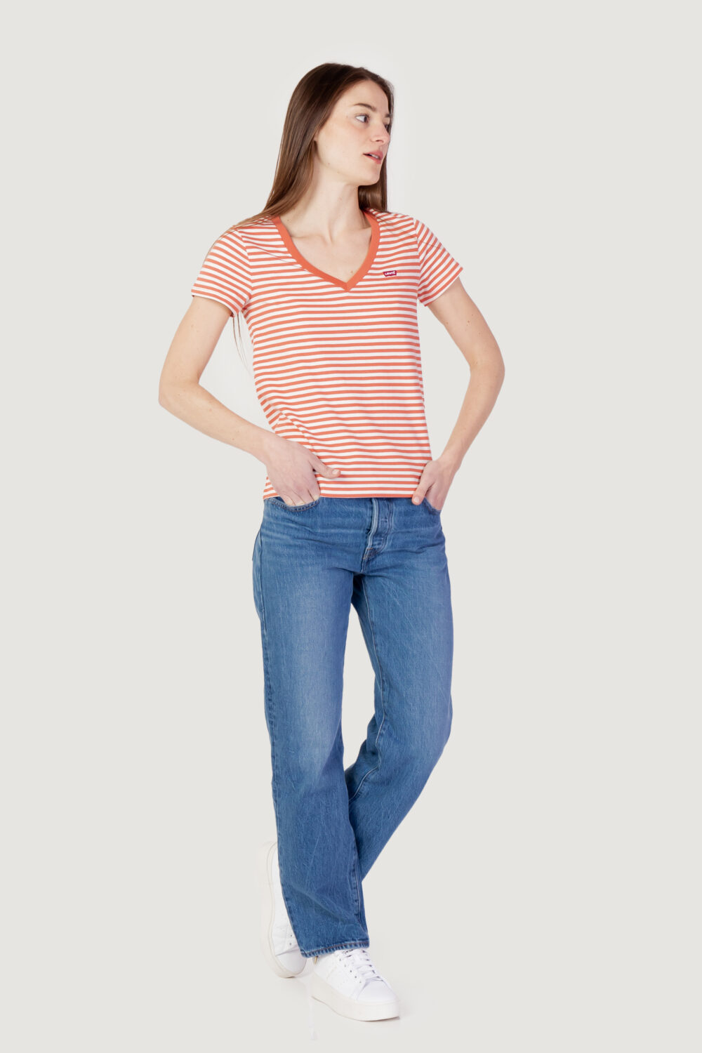 T-shirt Levi's® PERFECT VNECK Arancione - Foto 4