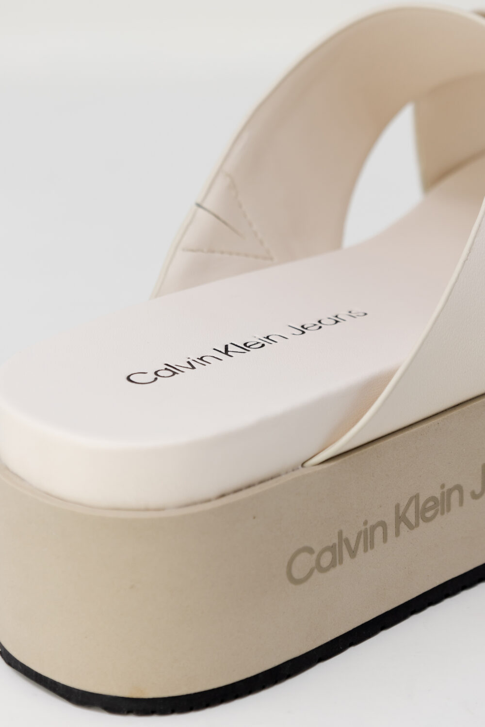 Ciabatte con fascia Calvin Klein Jeans FLATFORM CRISSX LTH Rosa Cipria - Foto 5