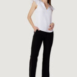 Pantaloni a sigaretta Guess ZOE PANT Nero - Foto 5