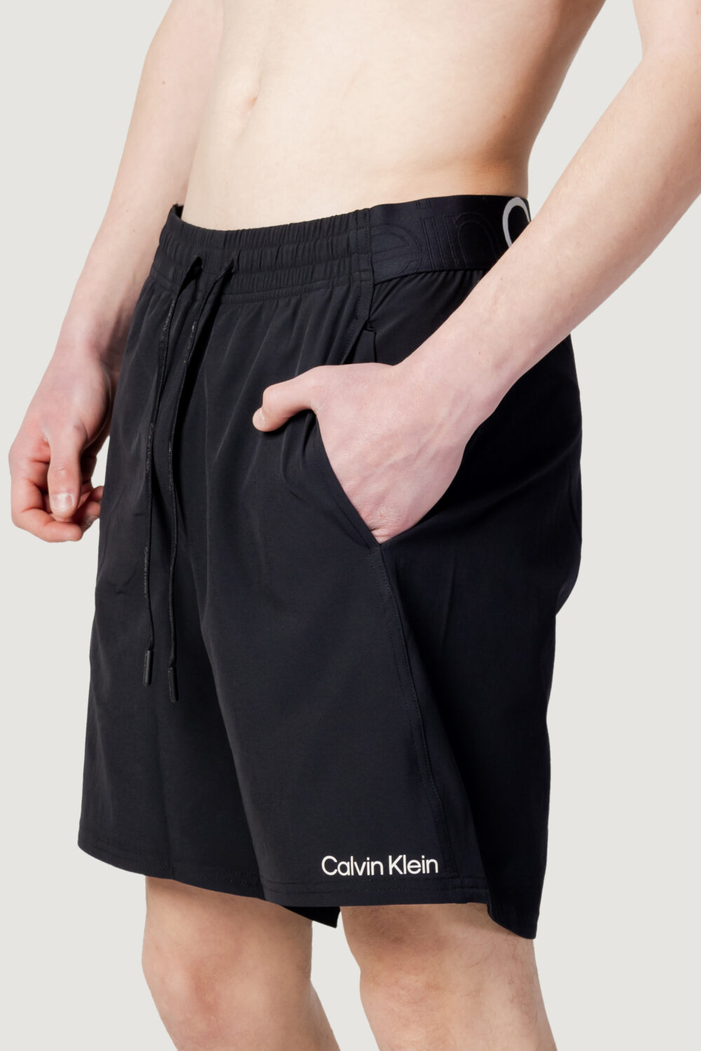 Shorts Calvin Klein Sport 7 Woven Short Nero - Foto 2