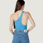 Top Calvin Klein Jeans BACK ASYM CUT OUT MI Celeste - Foto 4