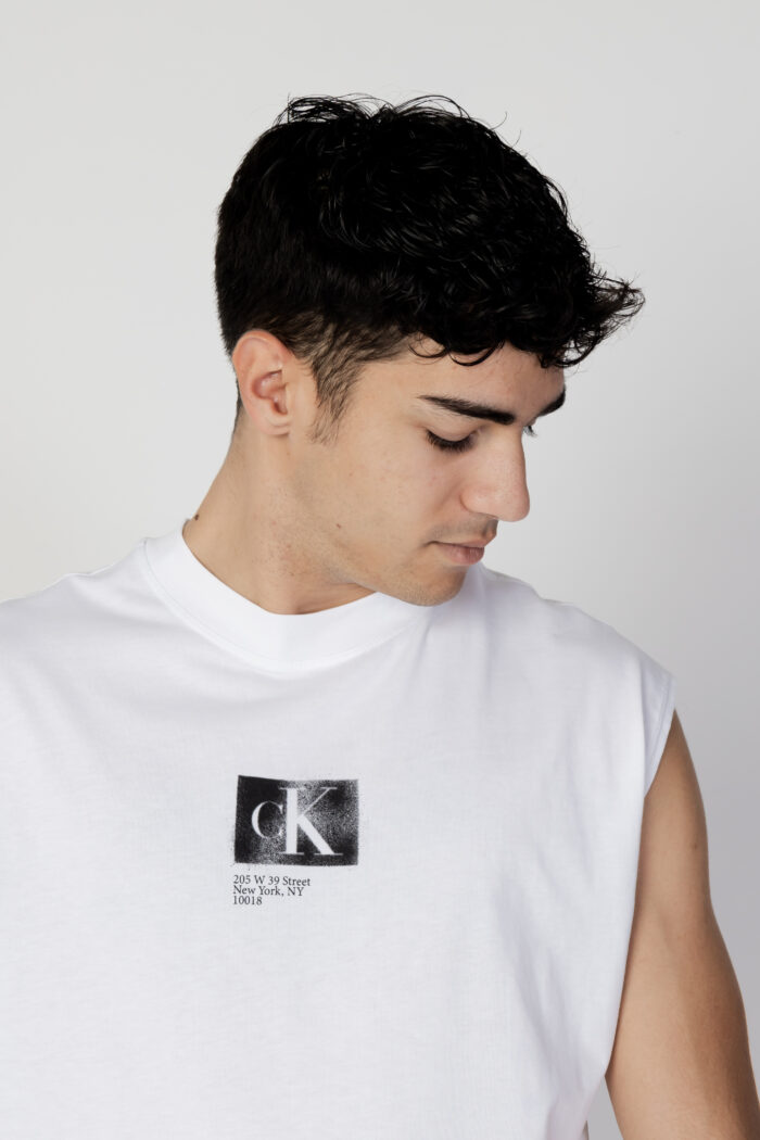 T-shirt Calvin Klein CK BOX SLEEVELESS TA J30J322878BEH Bianco – 101405