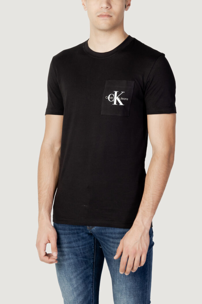 T-shirt Calvin Klein CORE MONOLOGO POCKET SLIM TEE Nero – 112149