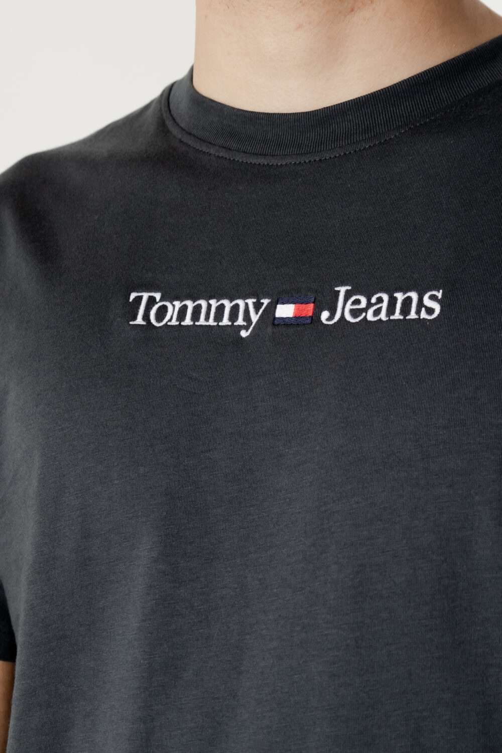 T-shirt Tommy Hilfiger Jeans TJM CLASSIC LINEAR L Antracite - Foto 2